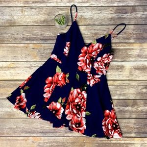NWT Stillettos Floral Print Pleated Front Romper
